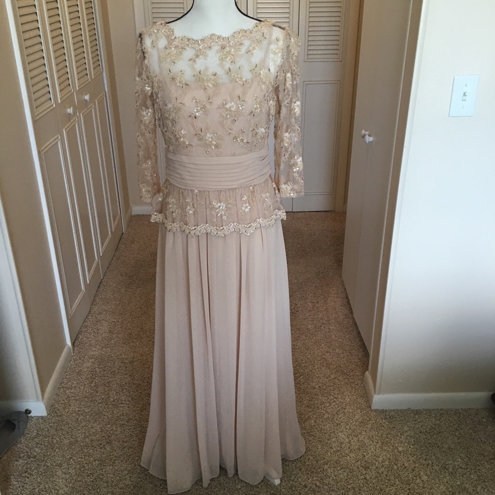 SALE ⬇️ KM Collections by Milka Bell